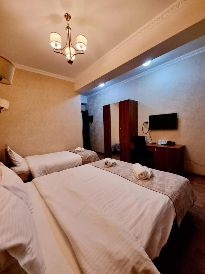 Marialuis Hotel Tbilisi ภายนอก รูปภาพ