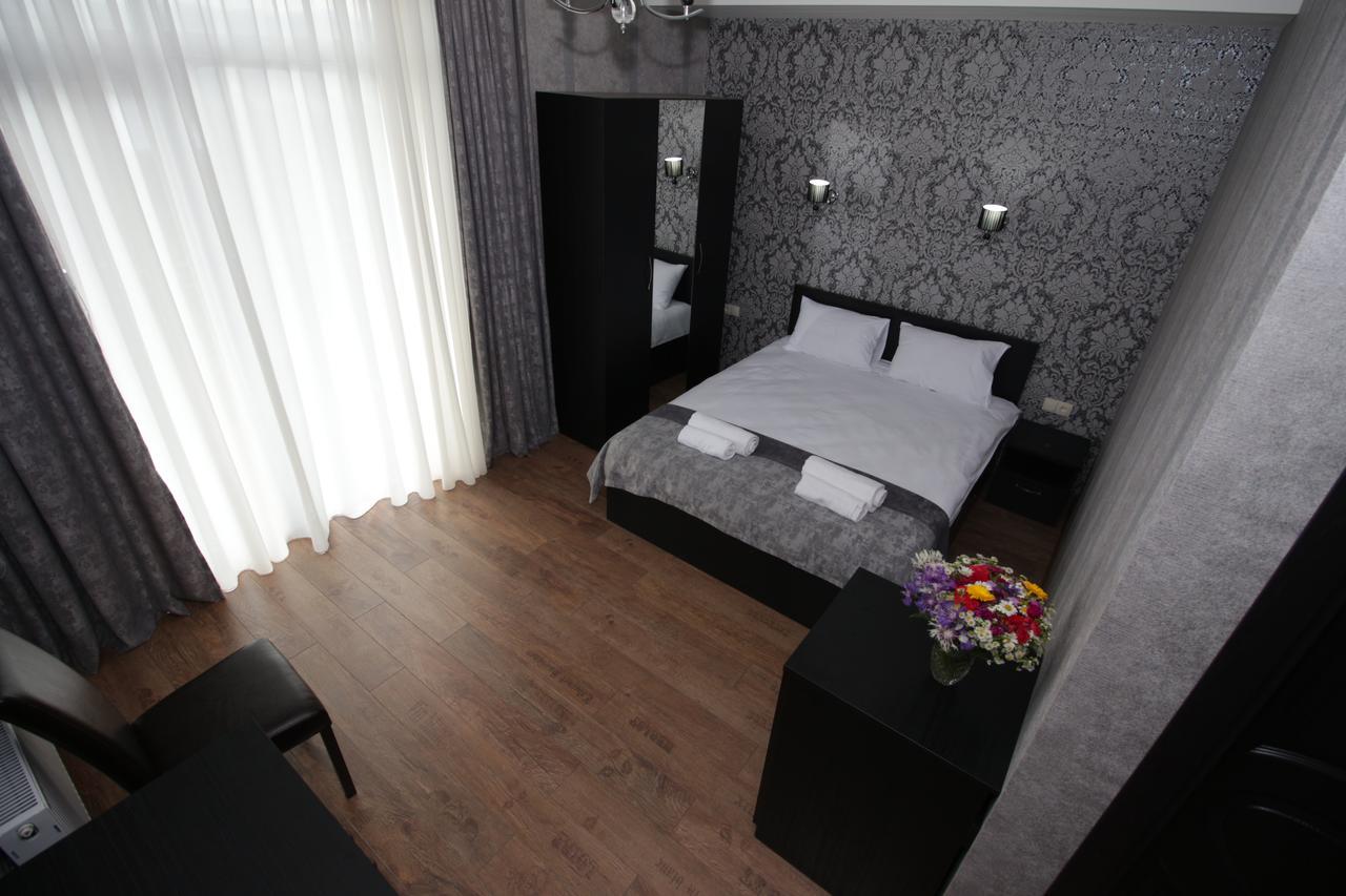 Marialuis Hotel Tbilisi ภายนอก รูปภาพ