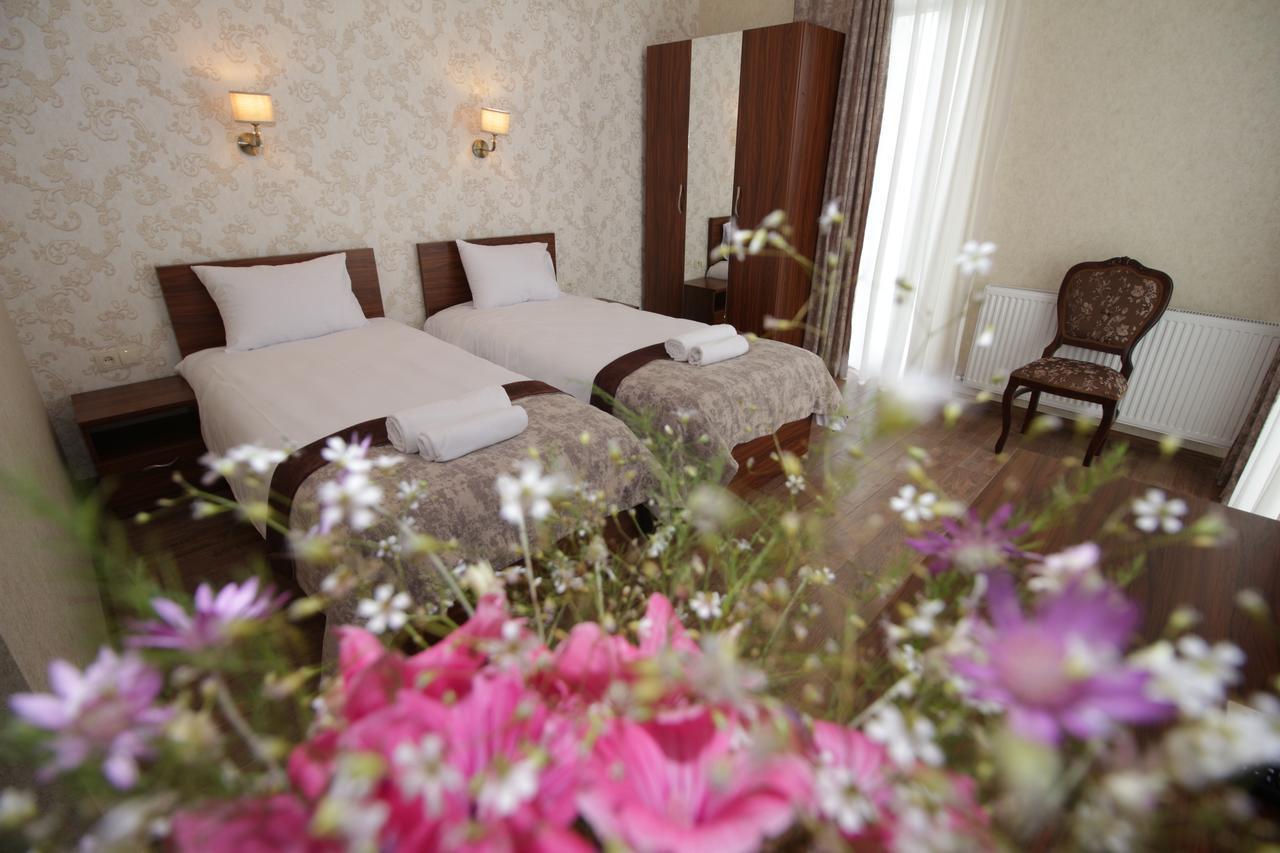 Marialuis Hotel Tbilisi ภายนอก รูปภาพ
