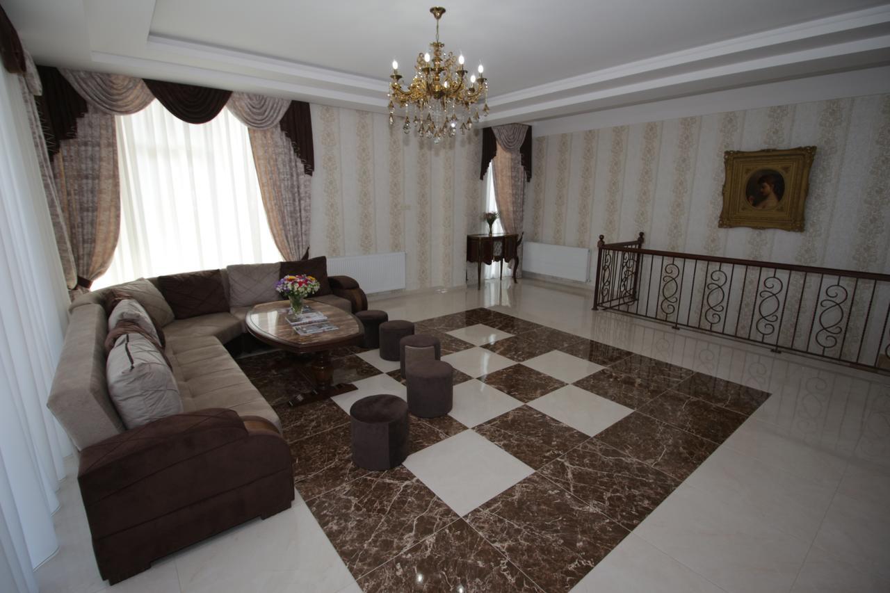 Marialuis Hotel Tbilisi ภายนอก รูปภาพ
