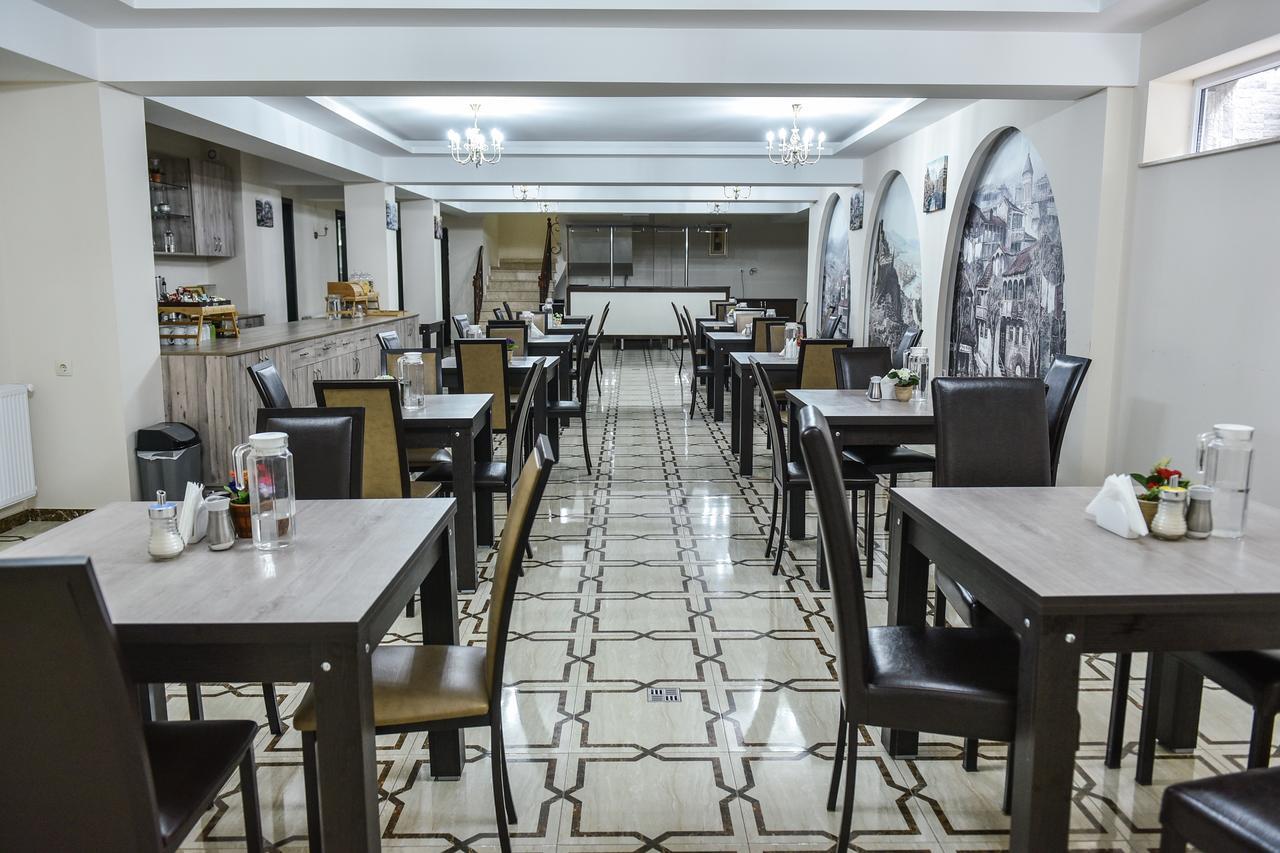 Marialuis Hotel Tbilisi ภายนอก รูปภาพ